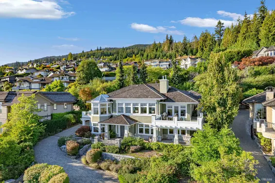 2263 Lythe Court, West Vancouver For Sale - image 5