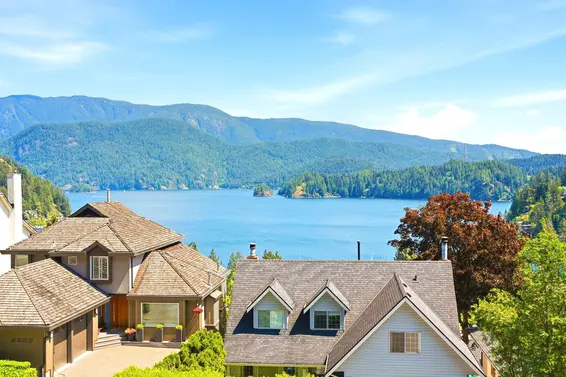 2323 Badger Road, North Vancouver For Sale - image 3