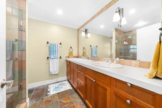 759 Winona Avenue, North Vancouver For Sale - image 11