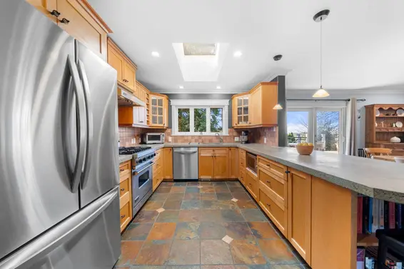 759 Winona Avenue, North Vancouver For Sale - image 4