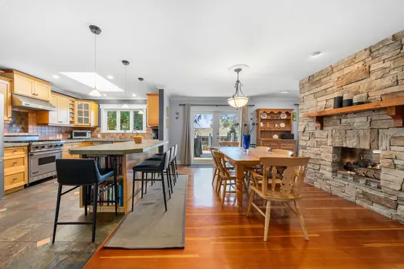 759 Winona Avenue, North Vancouver For Sale - image 5