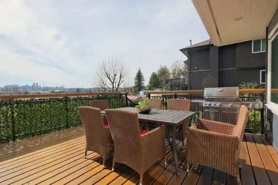 1095 West Keith Road, North Vancouver For Sale - image 3