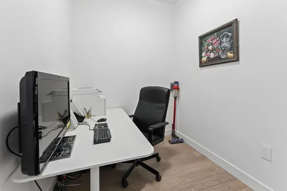 302 3220 Connaught Crescent, North Vancouver For Sale - image 15