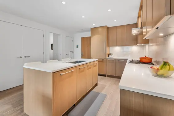 302 3220 Connaught Crescent, North Vancouver For Sale - image 3