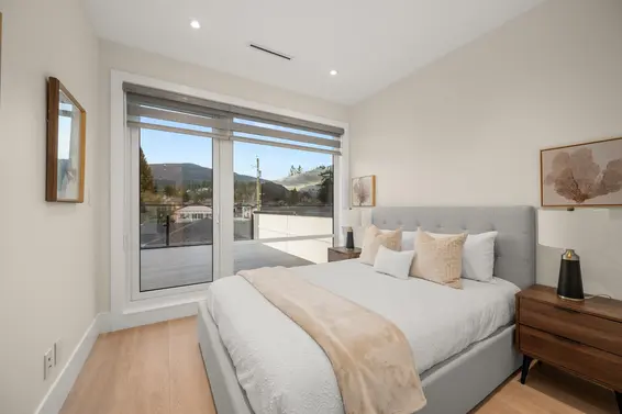 322 East 18 Street, North Vancouver For Sale - image 27