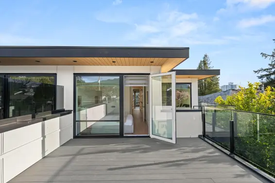 322 East 18 Street, North Vancouver For Sale - image 28