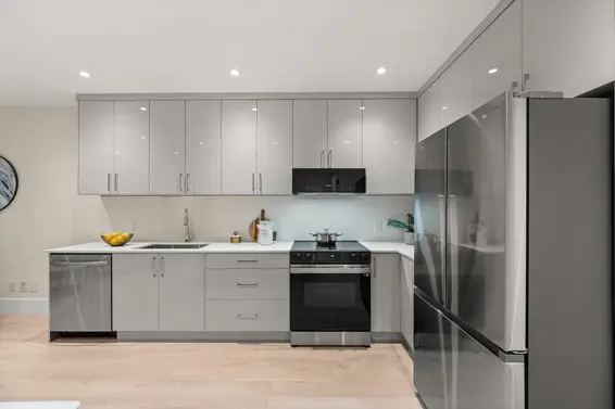322 East 18 Street, North Vancouver For Sale - image 33
