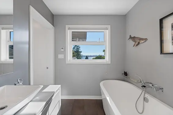 412 East 2nd Street, North Vancouver For Sale - image 16
