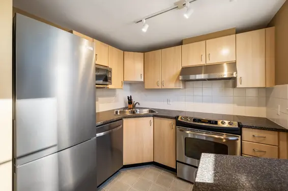 1206 121 West 15th Street, North Vancouver For Sale - image 13