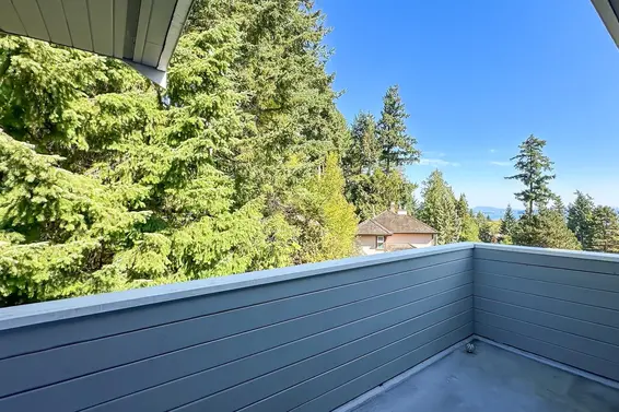 4825 Headland Close, West Vancouver For Sale - image 10