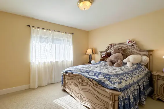 4825 Headland Close, West Vancouver For Sale - image 21