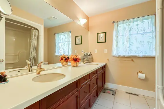 4825 Headland Close, West Vancouver For Sale - image 25