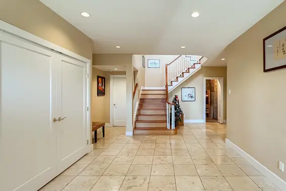 4825 Headland Close, West Vancouver For Sale - image 30