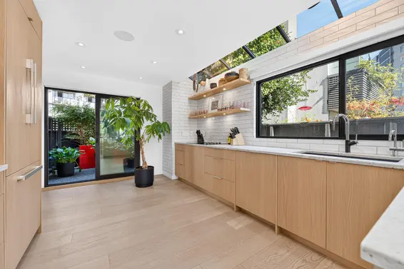 1880 Bellevue Avenue, West Vancouver For Sale - image 11