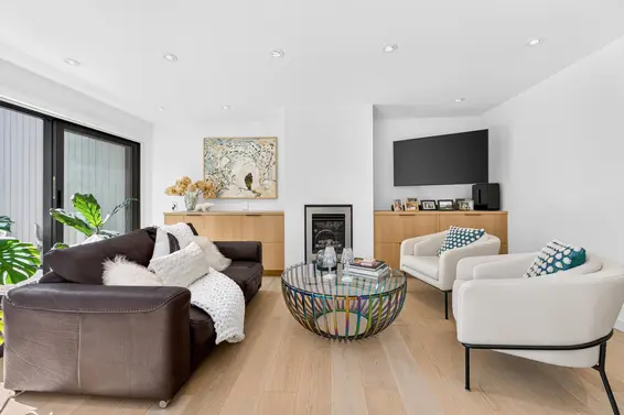 1880 Bellevue Avenue, West Vancouver For Sale - image 8