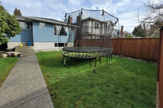 1756 Garden Avenue, North Vancouver For Sale - image 8