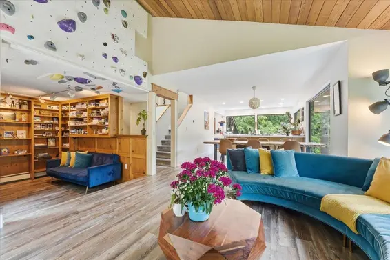 4440 Marion Road, North Vancouver For Sale - image 6
