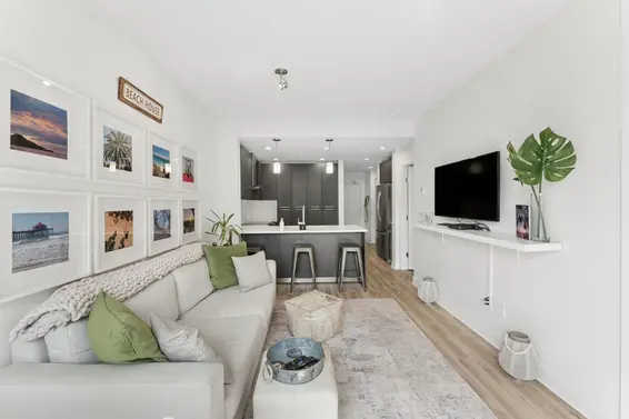 312 733 West 3rd Street, North Vancouver For Sale - image 6