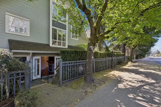 993 Lynn Valley Road, North Vancouver For Sale - image 32