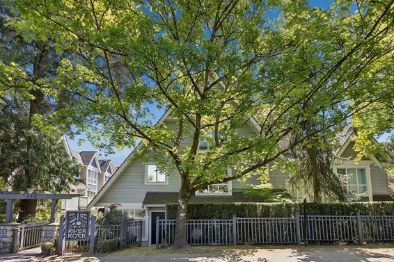 993 Lynn Valley Road, North Vancouver For Sale - image 33