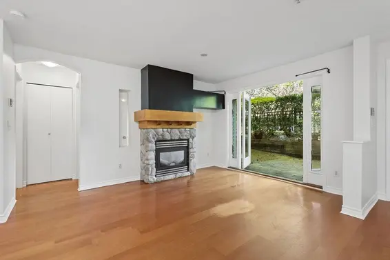 993 Lynn Valley Road, North Vancouver For Sale - image 7