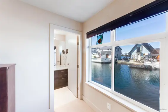 29 415 Esplanade Avenue, North Vancouver For Sale - image 31