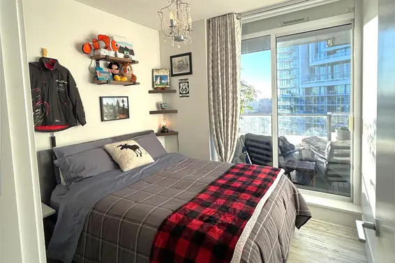 2405 1550 Fern Street, North Vancouver For Sale - image 13
