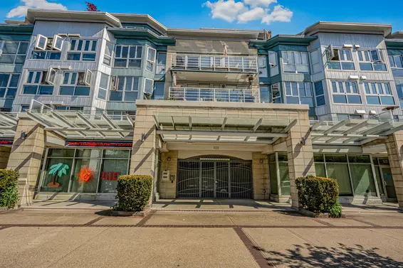 207 122 East 3rd Street, North Vancouver For Sale - image 2