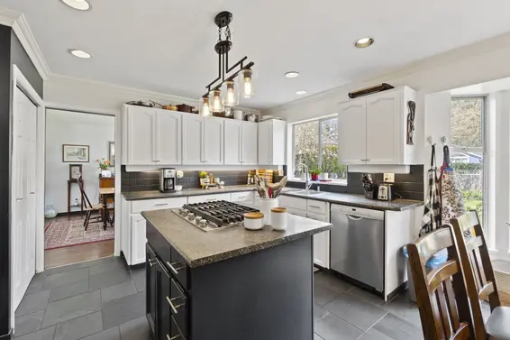 1618 Draycott Road, North Vancouver For Sale - image 13