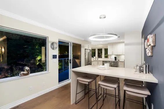 1590 Tyrol Court, West Vancouver For Sale - image 10