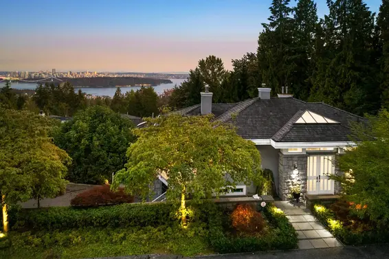 1590 Tyrol Court, West Vancouver For Sale - image 2