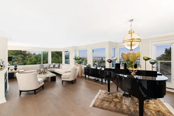 1590 Tyrol Court, West Vancouver For Sale - image 5
