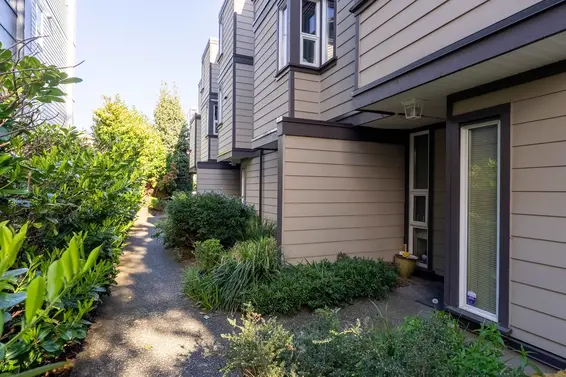 5 1535 St. Georges Avenue, North Vancouver For Sale - image 5