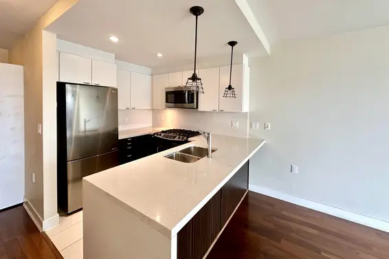 503 160 West 3rd Street, North Vancouver For Sale - image 13