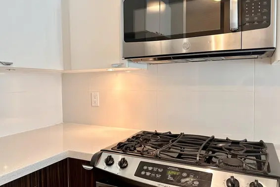 503 160 West 3rd Street, North Vancouver For Sale - image 14