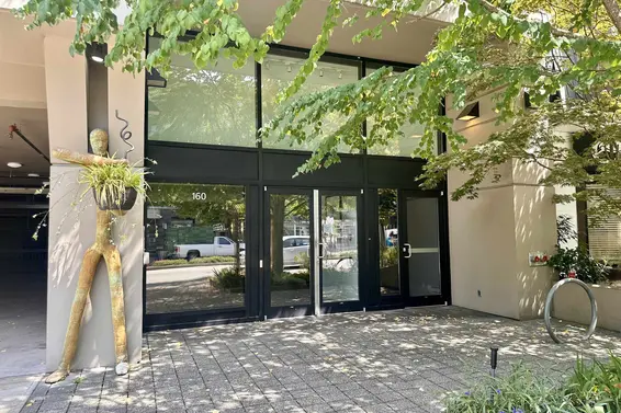 503 160 West 3rd Street, North Vancouver For Sale - image 2