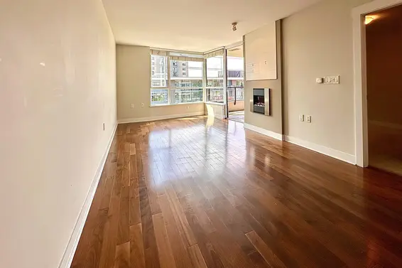 503 160 West 3rd Street, North Vancouver For Sale - image 5