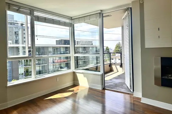 503 160 West 3rd Street, North Vancouver For Sale - image 6
