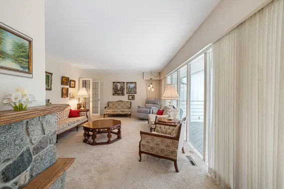 350 St James Crescent, West Vancouver For Sale - image 11