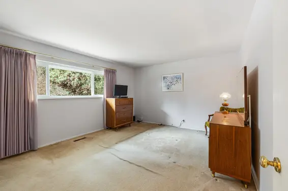 350 St James Crescent, West Vancouver For Sale - image 22