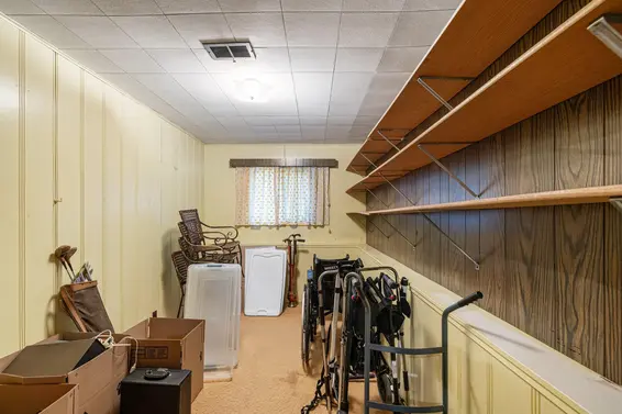 350 St James Crescent, West Vancouver For Sale - image 34