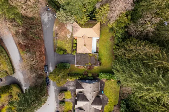 350 St James Crescent, West Vancouver For Sale - image 37