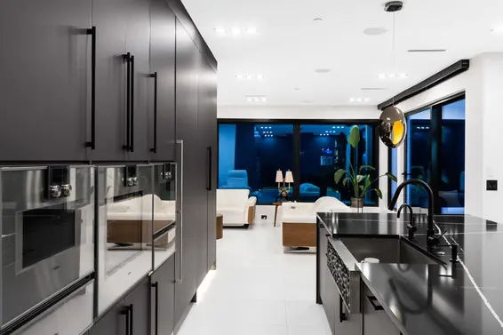 1110 Hillside Road, West Vancouver For Sale - image 11