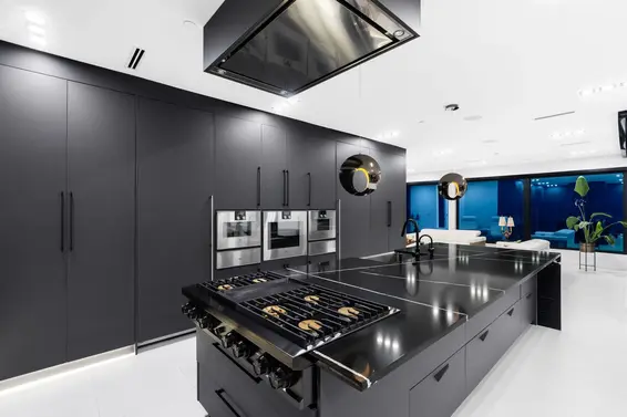 1110 Hillside Road, West Vancouver For Sale - image 15