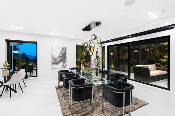1110 Hillside Road, West Vancouver For Sale - image 18