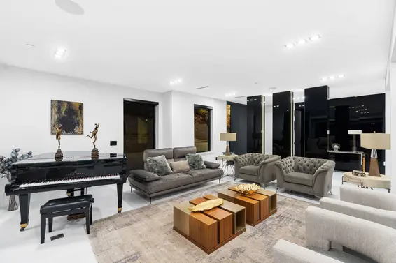 1110 Hillside Road, West Vancouver For Sale - image 5