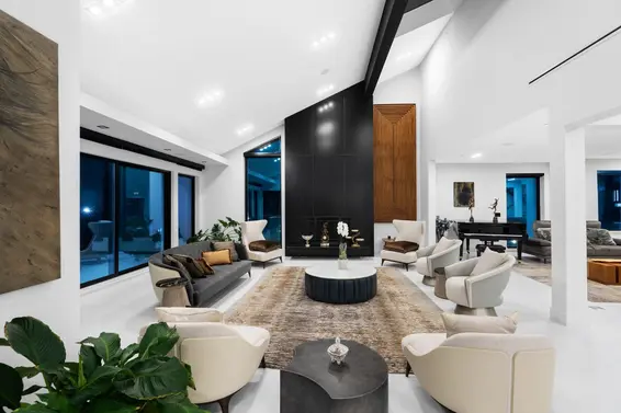 1110 Hillside Road, West Vancouver For Sale - image 9