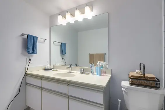 402 2024 Fullerton Avenue, North Vancouver For Sale - image 10