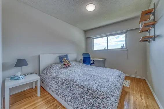 4902 Ranger Avenue, North Vancouver For Sale - image 13