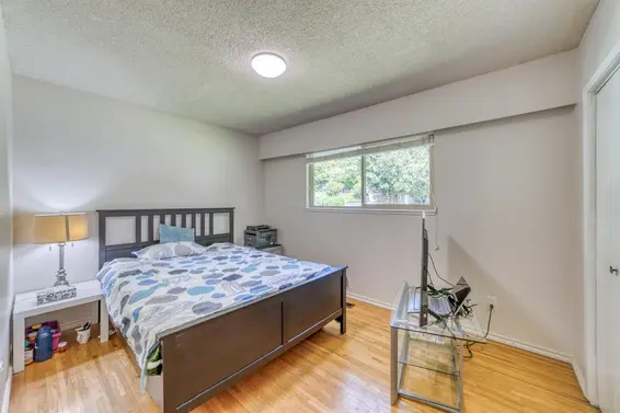 4902 Ranger Avenue, North Vancouver For Sale - image 14